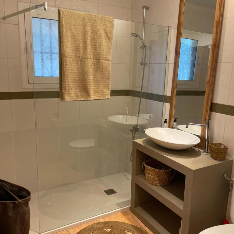 Boutique Villa Moraira, private luxe villa with views all at one level 1000m2, heated pool & jacuzzi WIFI close to center Moraira - Villa with Private Pool - 20