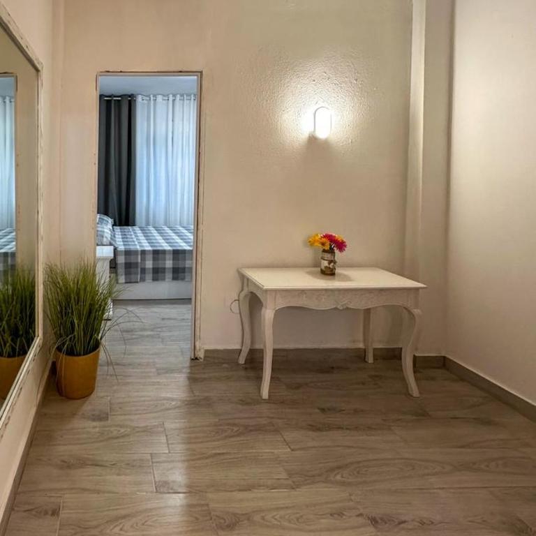 Calpe apartamento casco antiguo reformado wifi parking aire acondicionado patio barbacoa y balcon welcome cycling teams - Apartamento de 2 dormitorios - 2