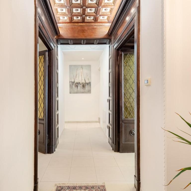 Aurelian Crown Central Rome - Appartamento Premium con 3 Camere da Letto e Balcone - 12