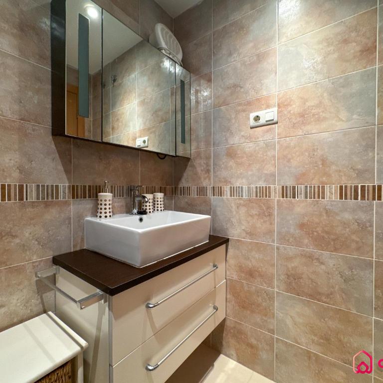 Aura Lux - Apartamento de 2 dormitorios con terraza y vistas al mar - 13