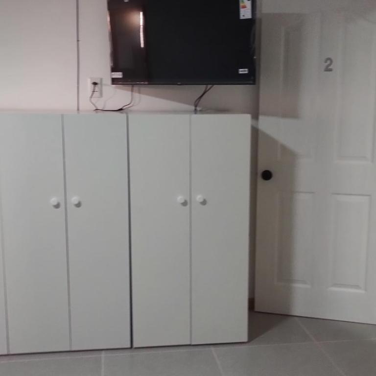 Hostal GYT - Quadruple Room - 12