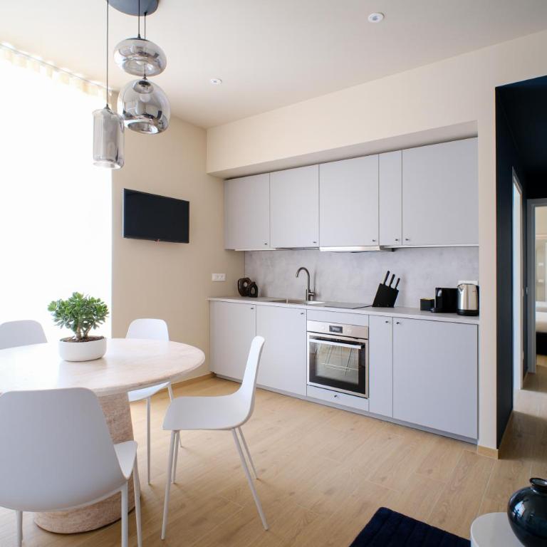 The Garden Premium Apartment - Large Windows - 3Min Walk to Bernina Express & Station - Apartment mit Stadtblick - 4
