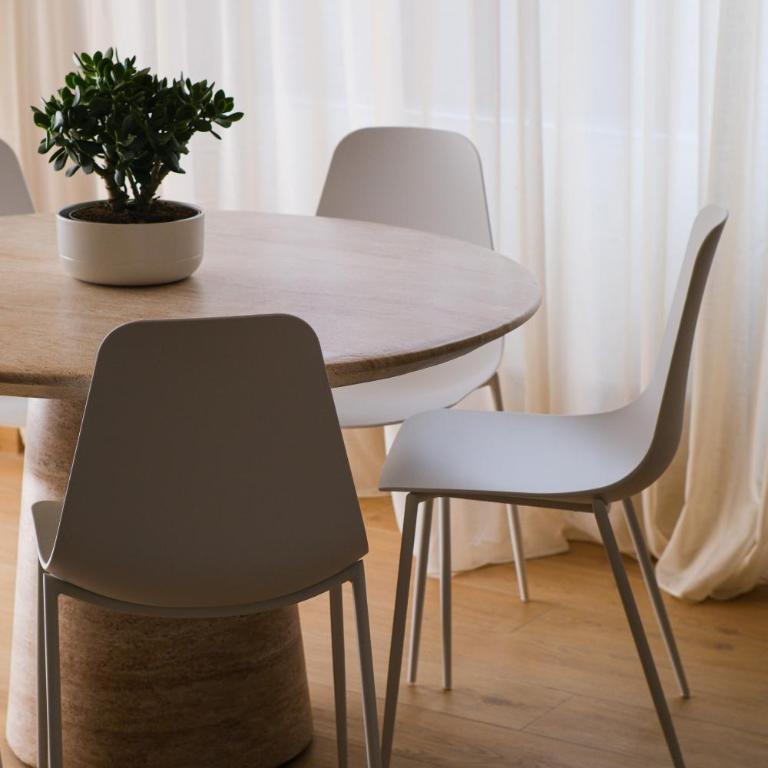 The Garden Premium Apartment - Large Windows - 3Min Walk to Bernina Express & Station - Apartment mit Stadtblick - 15