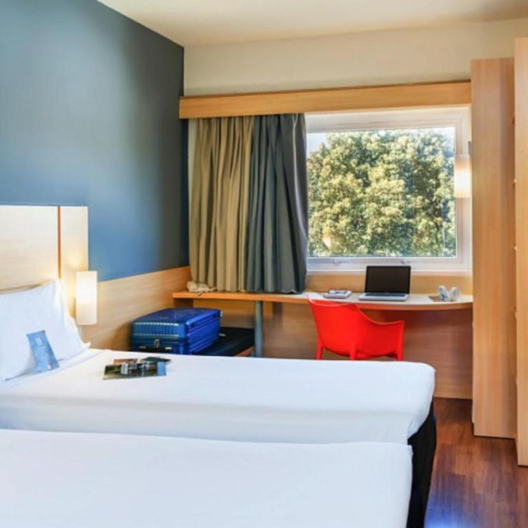 ibis Asuncion - Standard Twin Room - 11