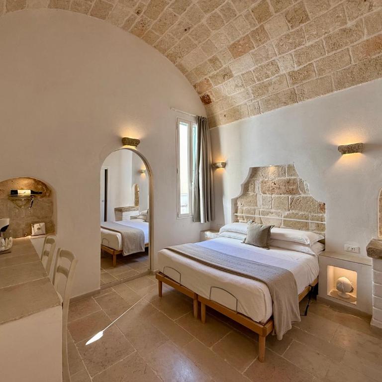 Vittorio Emanuele Charming Suites - Camera Matrimoniale con Bagno Privato - 6