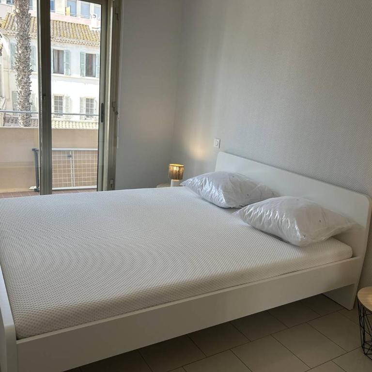 Appartement 3 Pièces Climatisé, Vue Mer, Centre-Ville Le Lavandou - FR-1-251-863 - Appartamento - 4