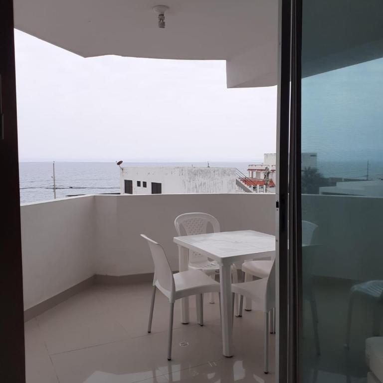 Dept Familiar en crucita a pasos de la playa con auto check in - Apartamento de 3 dormitorios - 12