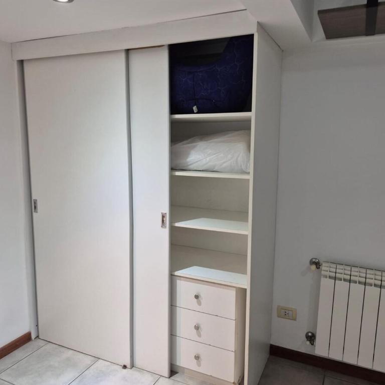Moderno y luminoso Departamento zona Guemes con cochera - One-Bedroom Apartment - 12
