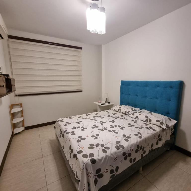 Ubicación Perfecta en Urbari Apartamento Ideal para Estancias Cortas - Two-Bedroom Apartment with City View - 14