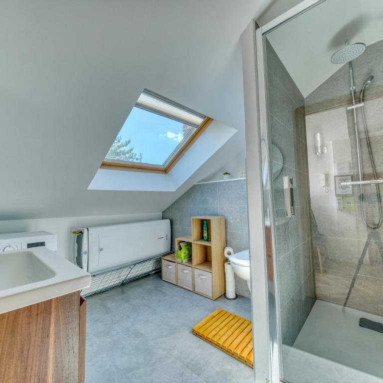 La Résidence Courcelles - Climatisation - Two-Bedroom Deluxe Apartment - 20