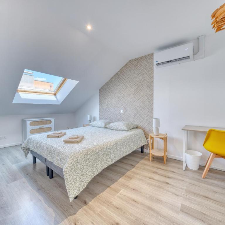 La Résidence Courcelles - Climatisation - Two-Bedroom Deluxe Apartment - 9