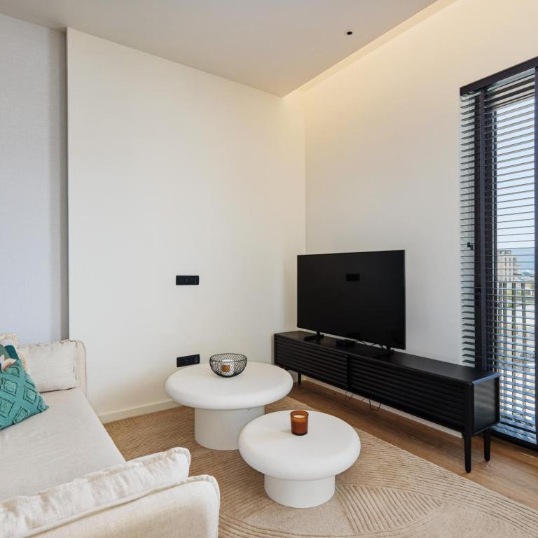 Boka Place Porto Montenegro Luxury apartments-Sea View with FREE garage - One-Bedroom Apartment with Balcony and Sea View - 6