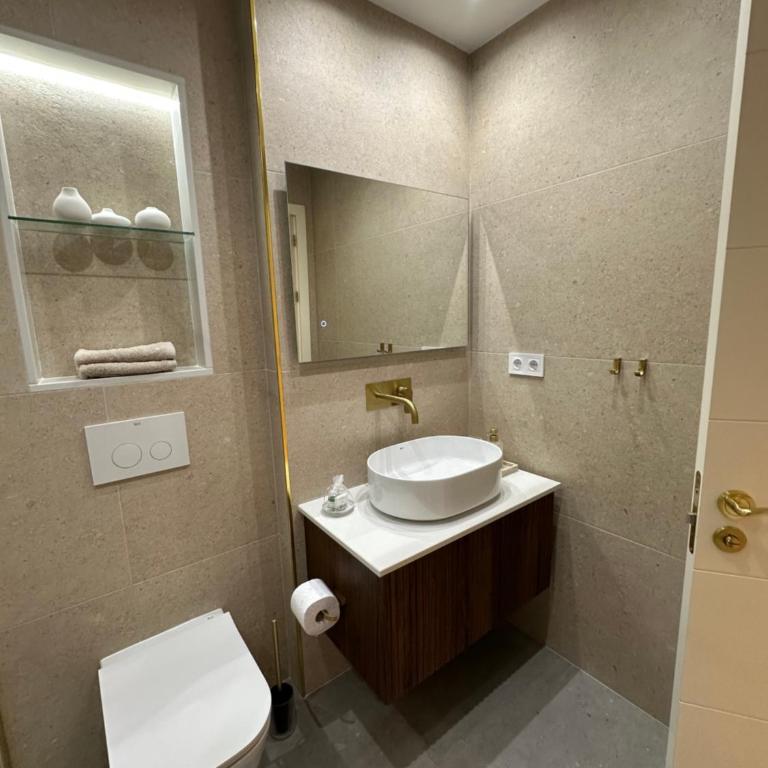 M&M La Cala Suite - Two-Bedroom Apartment - 9
