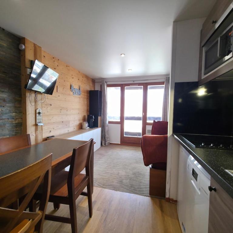 Studio central avec superbe vue sur les montagnes - Appartement 1 Chambre - 6