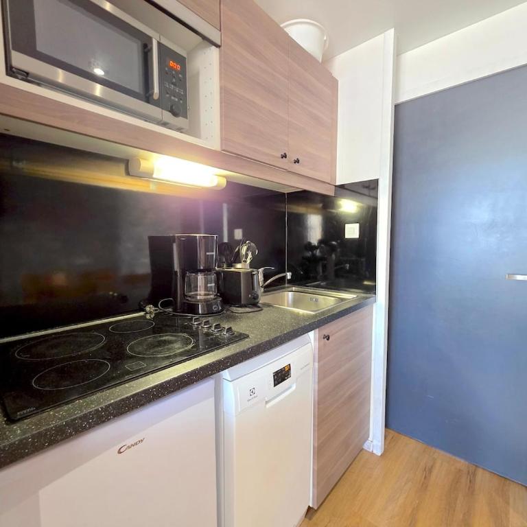 Studio central avec superbe vue sur les montagnes - Appartement 1 Chambre - 15