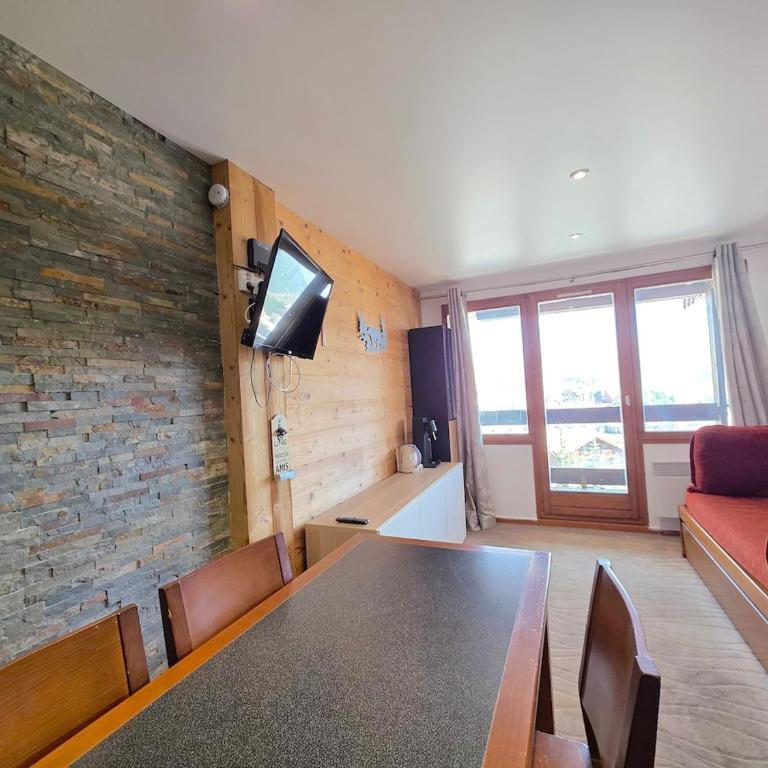 Studio central avec superbe vue sur les montagnes - Appartement 1 Chambre - 26