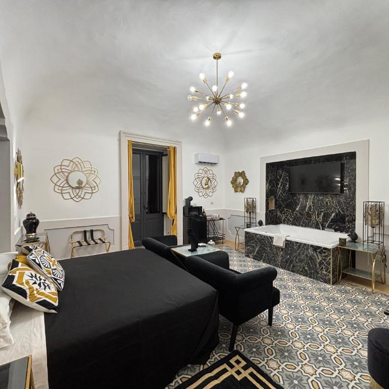 Moresco Suites - King Room with Spa Bath - 3