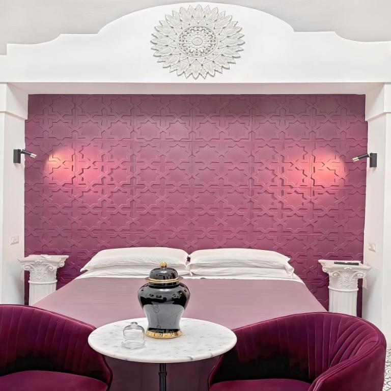 Moresco Suites - King Room with Spa Bath - 3