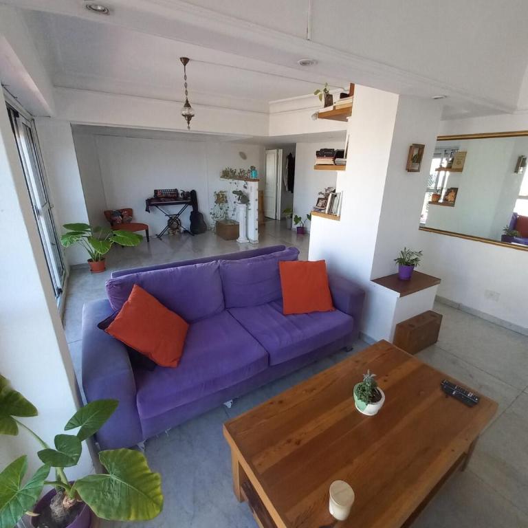 Bedroom and private bathroom in a spacious apartment - Apartamento de 2 dormitorios - 1