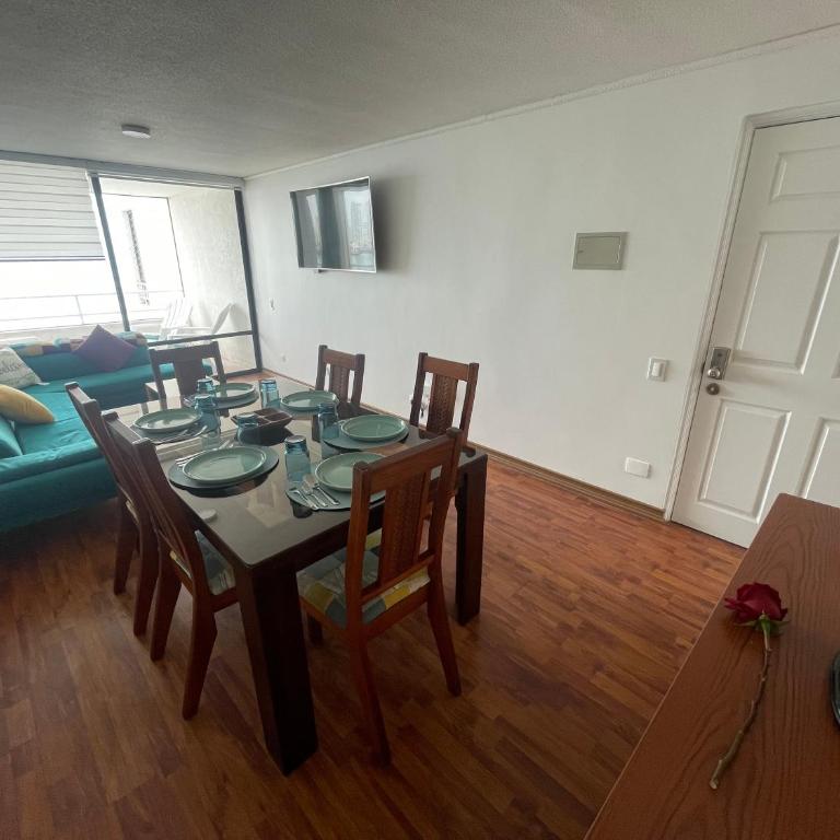 Moderno departamento en Iquique 3D2B con estacionamiento a pasos de playa Cavancha - Three-Bedroom Apartment with Water View - 8