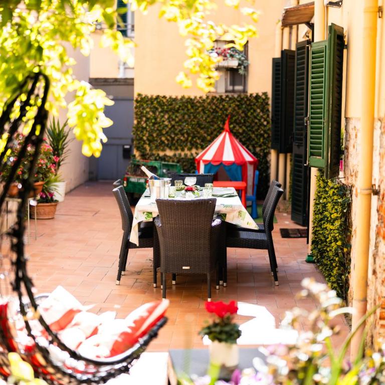 Santa Croce Garden Apartment - Appartamento con 2 Camere da Letto - 1