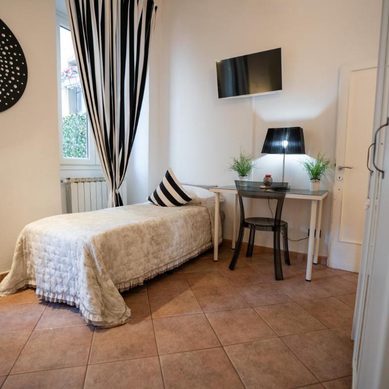 Santa Croce Garden Apartment - Appartamento con 2 Camere da Letto - 7