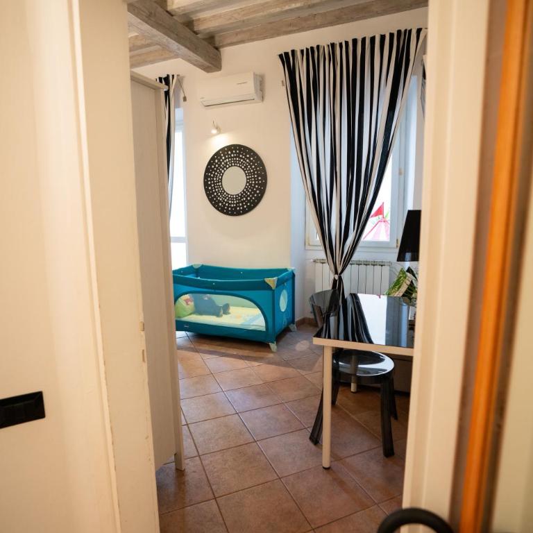 Santa Croce Garden Apartment - Appartamento con 2 Camere da Letto - 11