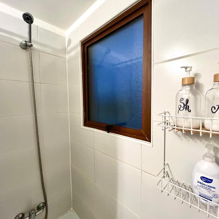 Habitación doble - baño compartido - Double Room with Private Bathroom - 9