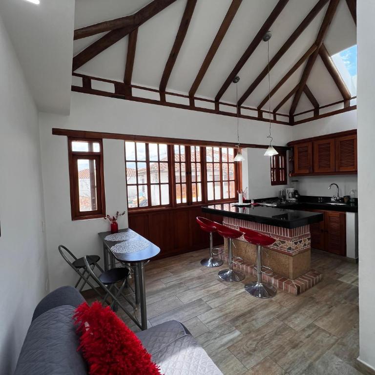 MAGICO Lugar EN LA BELLA VILLA - Apartamento de 2 dormitorios - 2