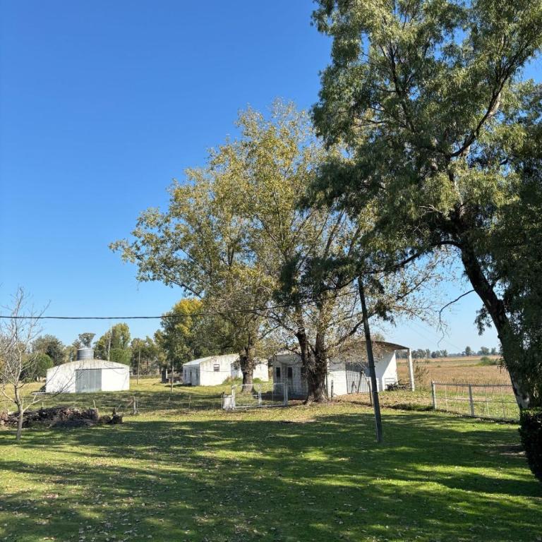 Casa de campo en Mercedes, Bs As - Casa de 3 dormitorios - 80