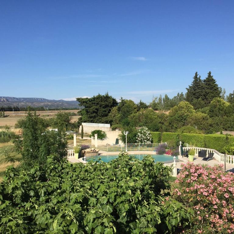 Auberge Les Olivades - Chambre Double avec Terrasse - 7