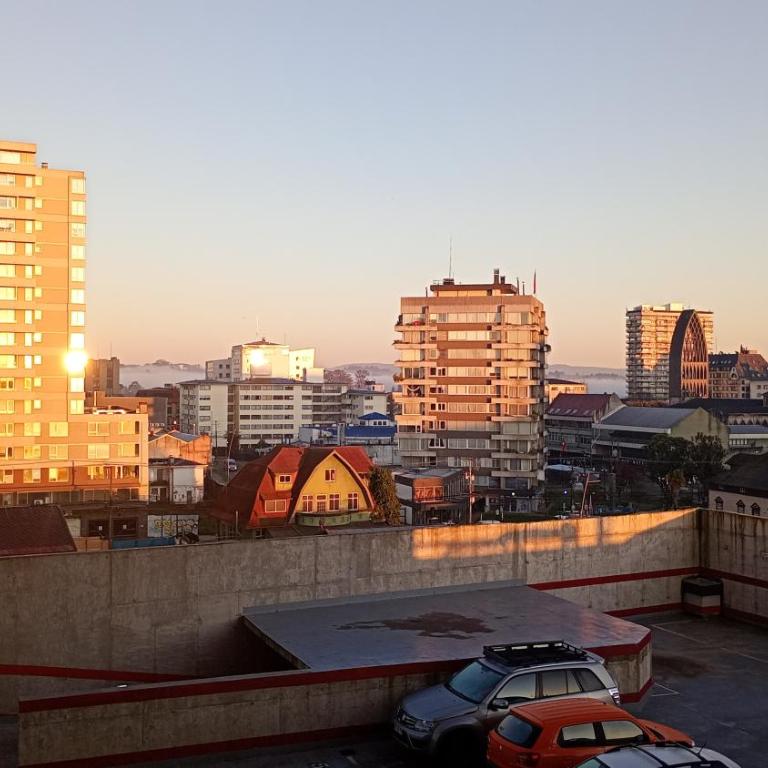 Arriendo 1 Departamento Diario Amoblado en Pleno Centro de Osorno Full Electrico y estacionamiento, comodidad y seguridad - Apartamento de 1 dormitorio - 71
