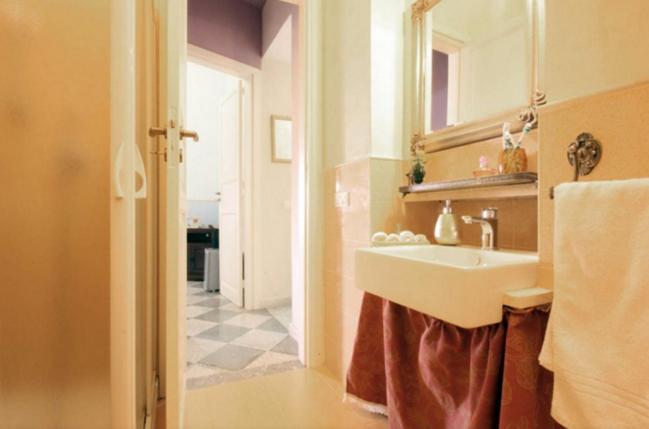 Antica Corte delle Ninfee, Historical Private Villa - Two-Bedroom Deluxe Apartment with Garden View - 56
