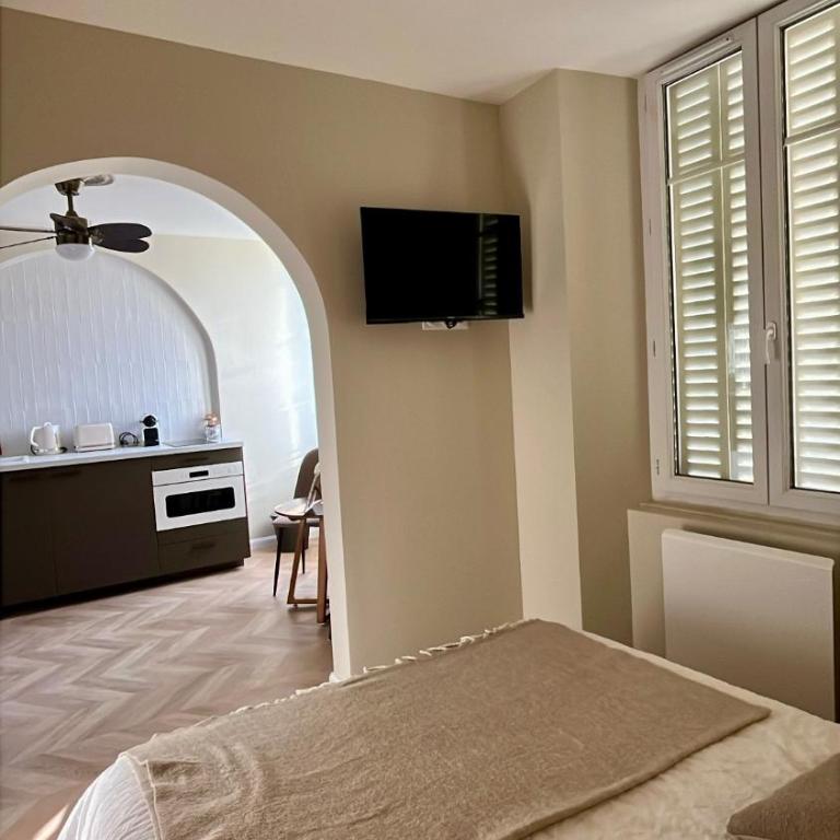 Studio moderne au pied de la Cathédrale de Reims - Apartamento de 1 dormitorio - 28