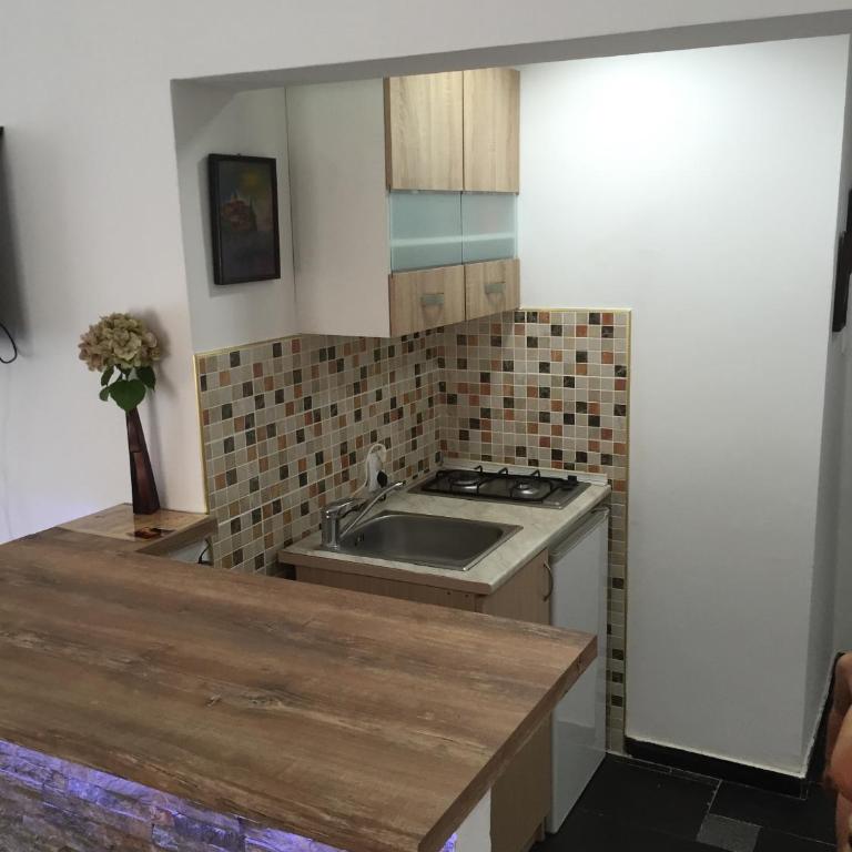 Apartments MaXhit - Apartman sa 1 Spavaćom Sobom, Balkonom i Pogledom na More (3 Odrasle Osobe) - 13