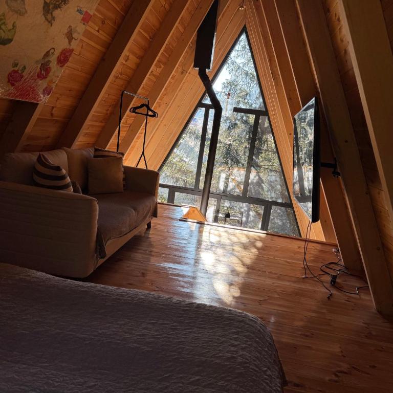 PinePano Lodges - Two-Bedroom Chalet - 9