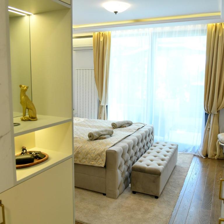 Residence LUX - One-Bedroom Apartment - 7