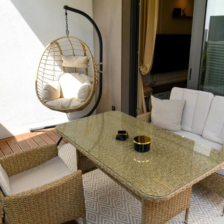 Residence LUX - One-Bedroom Apartment - 18