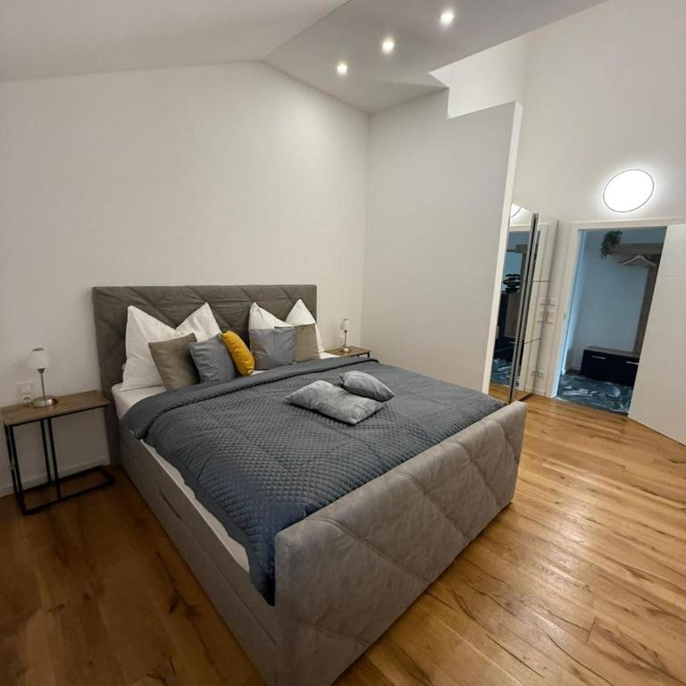 Stylische Ferienwohnung - Two-Bedroom Apartment - 5