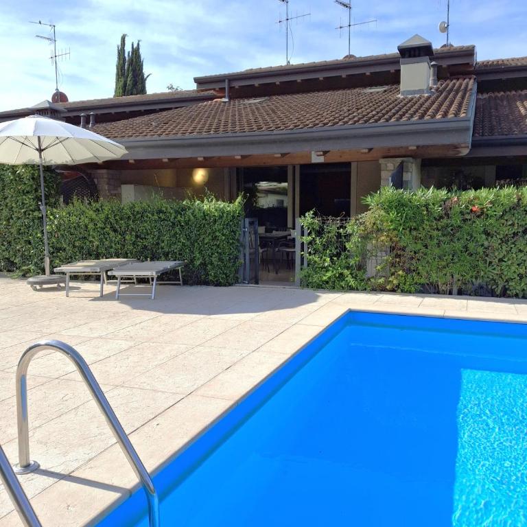 Casa Vacanze IL PORTICCIOLO - Manerba del Garda - Casa con 2 Camere da Letto - 1