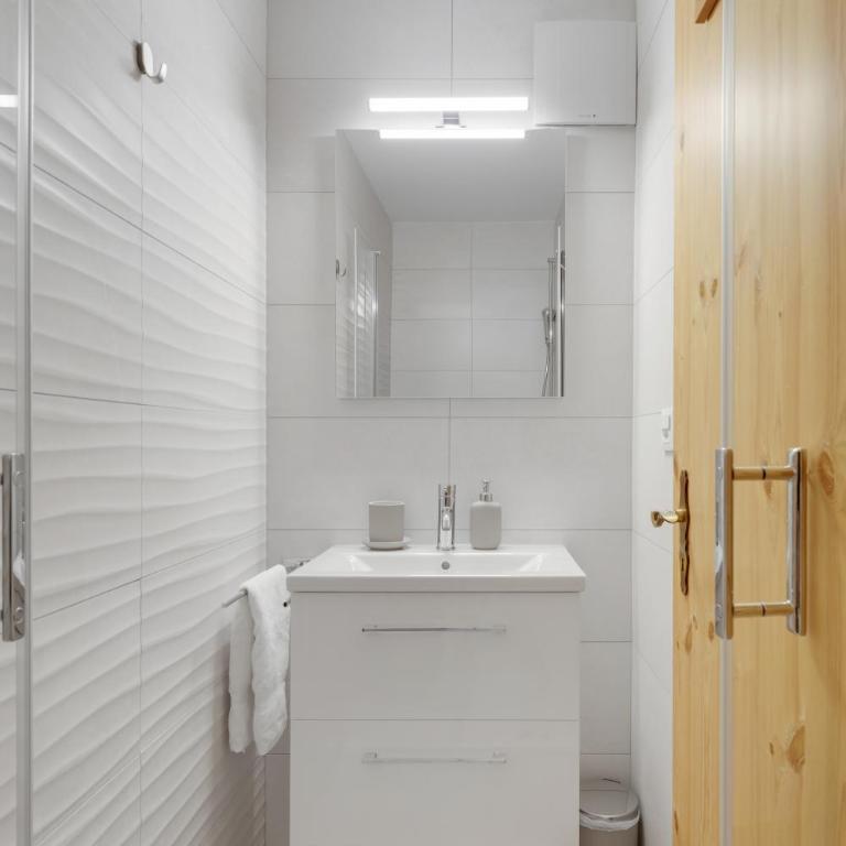 Le Rocher l Pied des pistes l By CosyHome - Two-Bedroom Apartment - 13