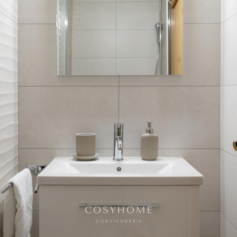 Le Rocher l Pied des pistes l By CosyHome - Two-Bedroom Apartment - 15