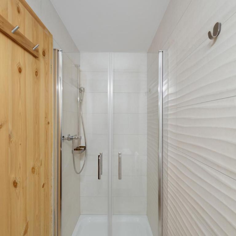 Le Rocher l Pied des pistes l By CosyHome - Two-Bedroom Apartment - 14