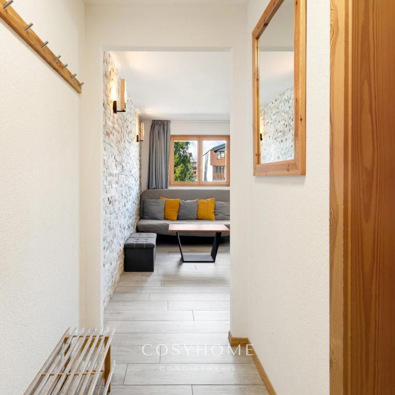 Le Rocher l Pied des pistes l By CosyHome - Two-Bedroom Apartment - 5