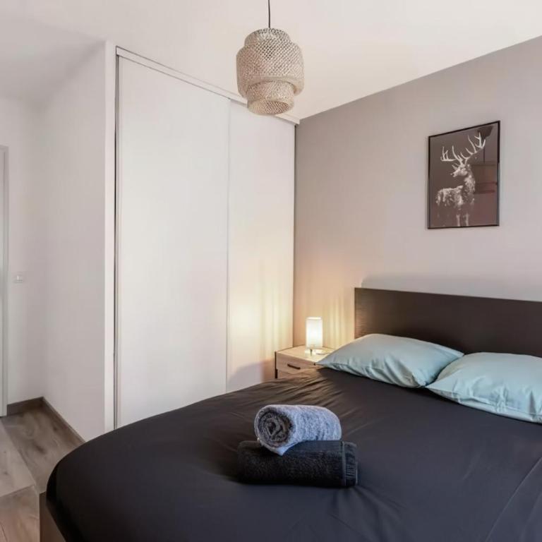 Superbe appartement - Parking Gratuit - 4 Personnes - One-Bedroom Apartment - 15
