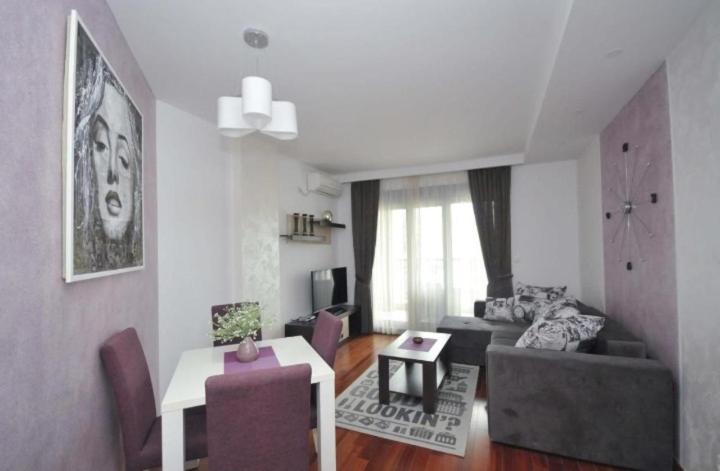 Seaside Apartments Petrovac - One-Bedroom Apartment - 12