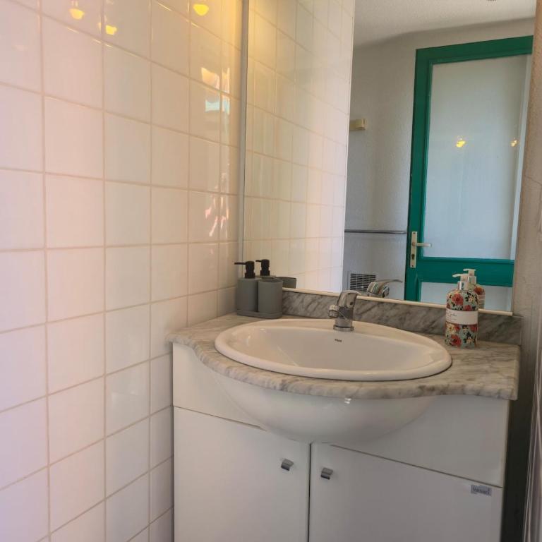 T3 club vacance proche des plages - Apartamento de 2 dormitorios - 11