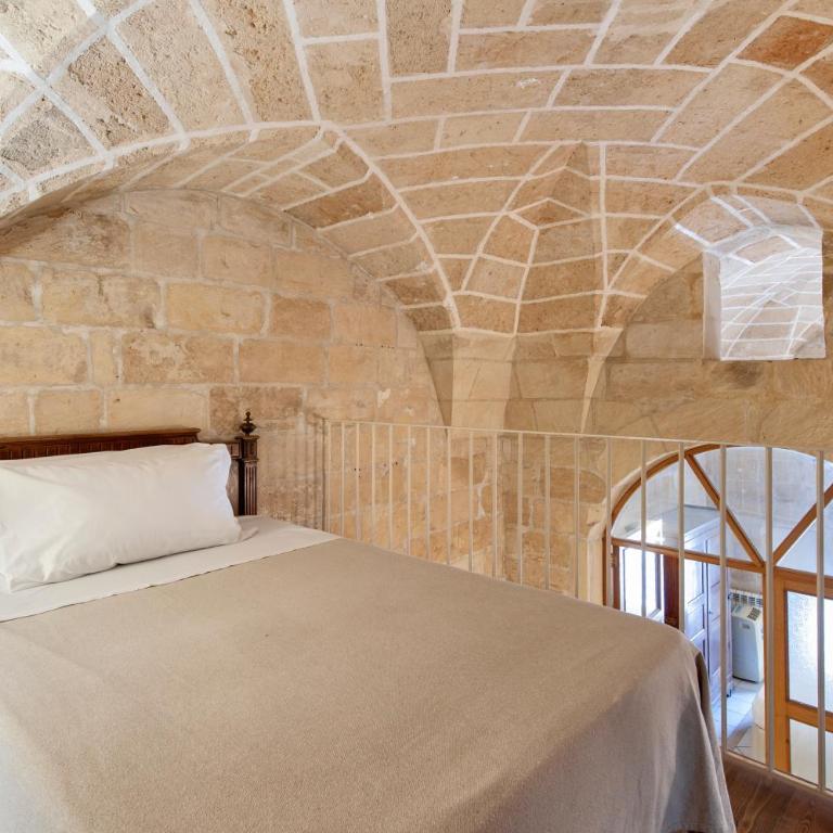 Chiesa Greca Suites - Lecce Selection - Family Room with Private Bathroom - 19