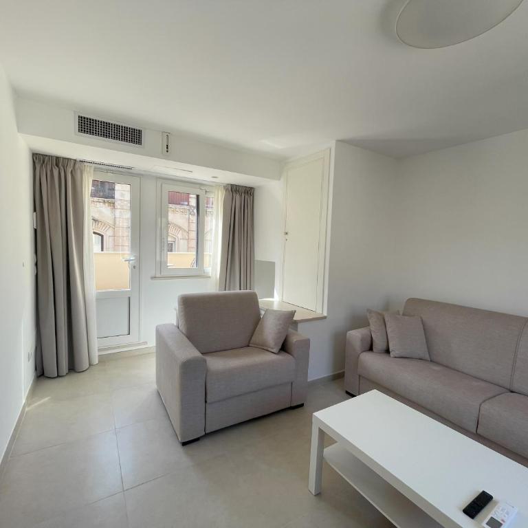 Casa Corso is an Elegant City Center House with Terrace Views of Taormina Main Street - One-Bedroom House - 21