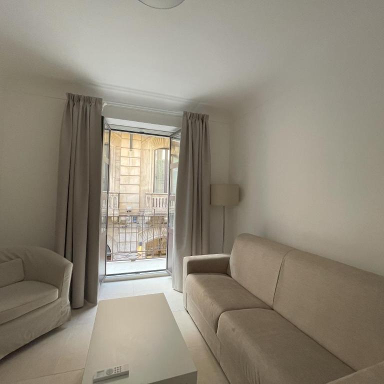 Casa Corso is an Elegant City Center House with Terrace Views of Taormina Main Street - One-Bedroom House - 8